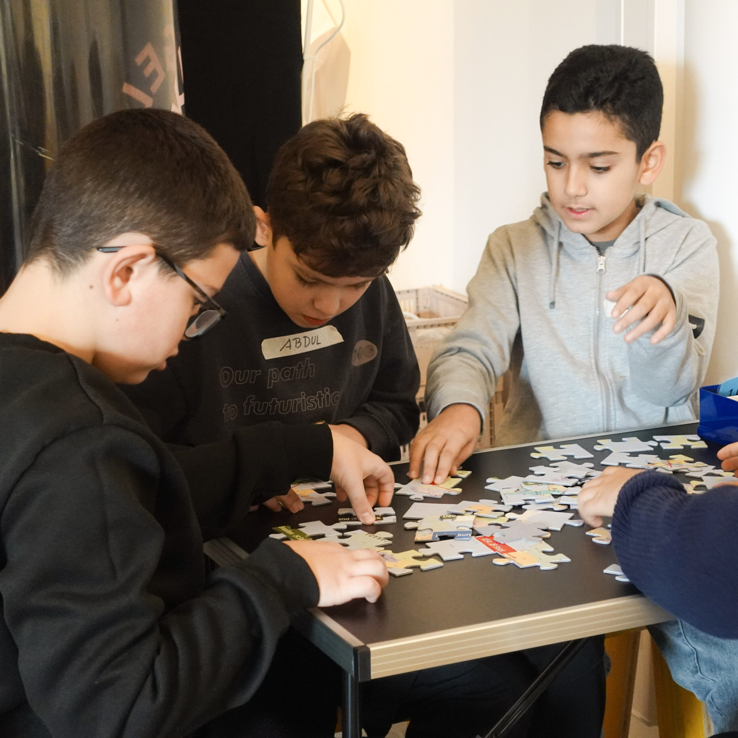 LW T-Shirt Kleiderkonsum weltweit Puzzle